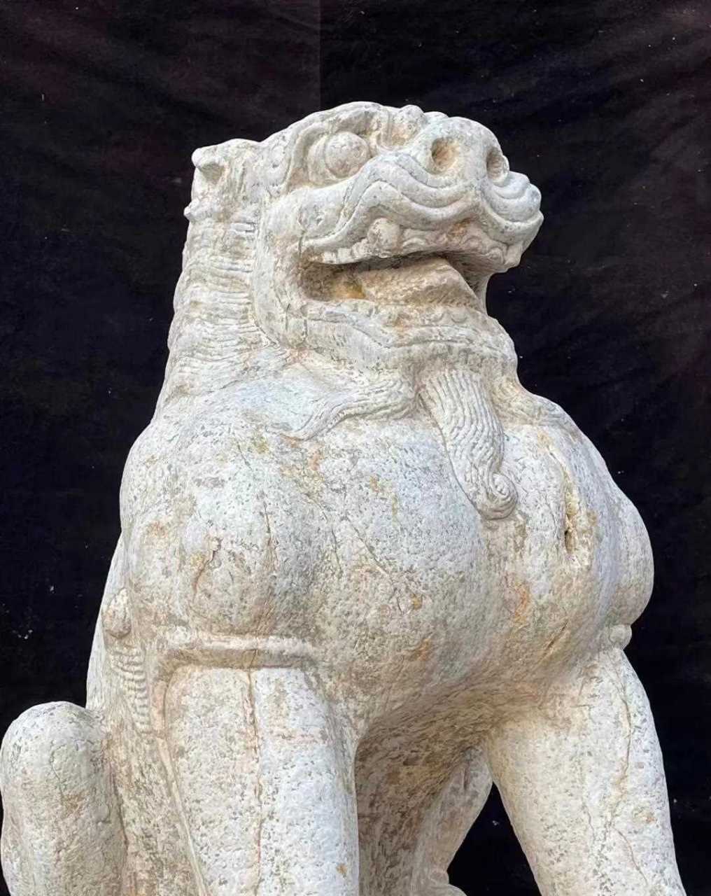 青石狮子长93,宽68,高128