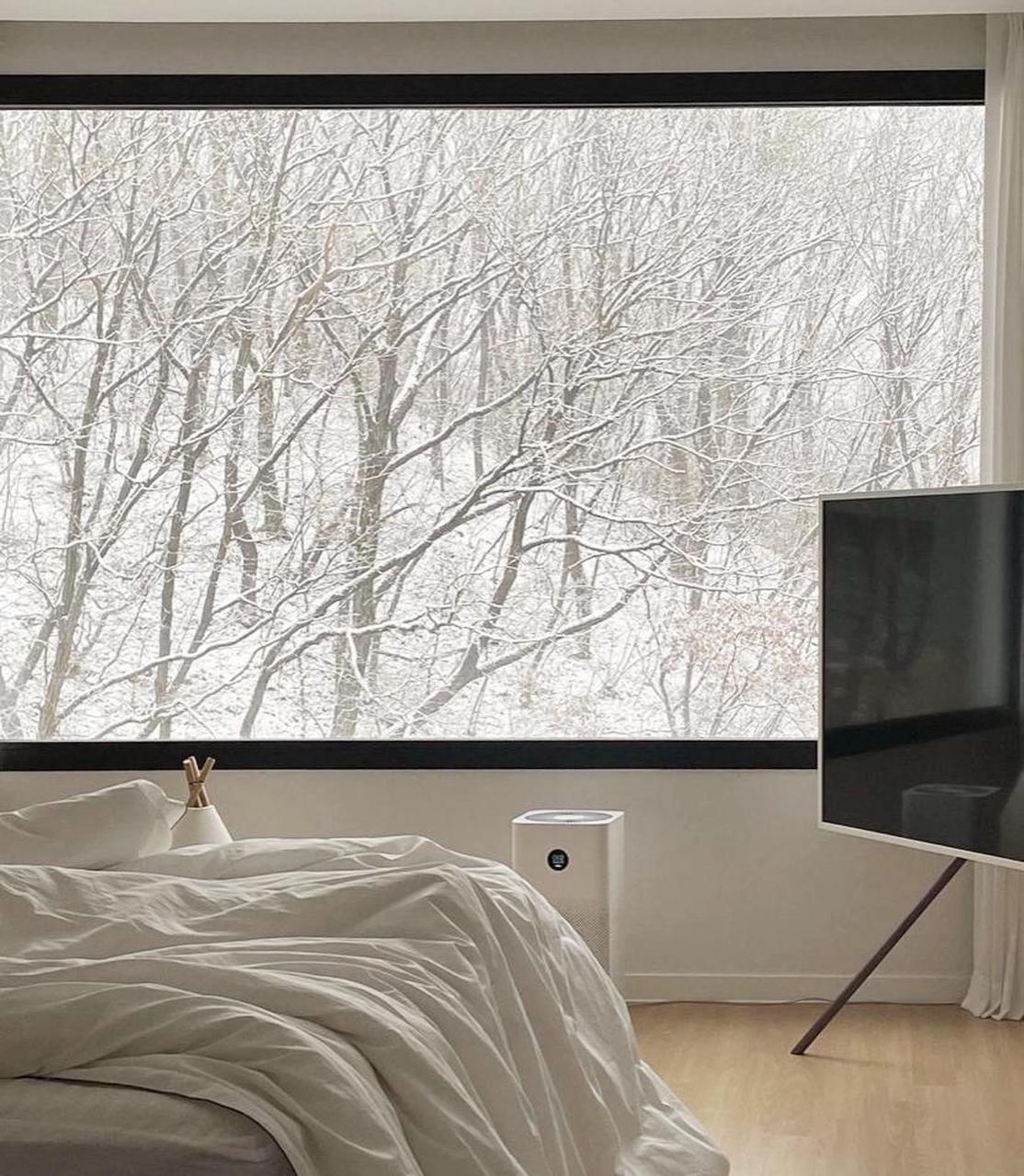 窗外的雪是 的惊喜,愿每个人都可以被世界温柔以待,希望大家都能装出