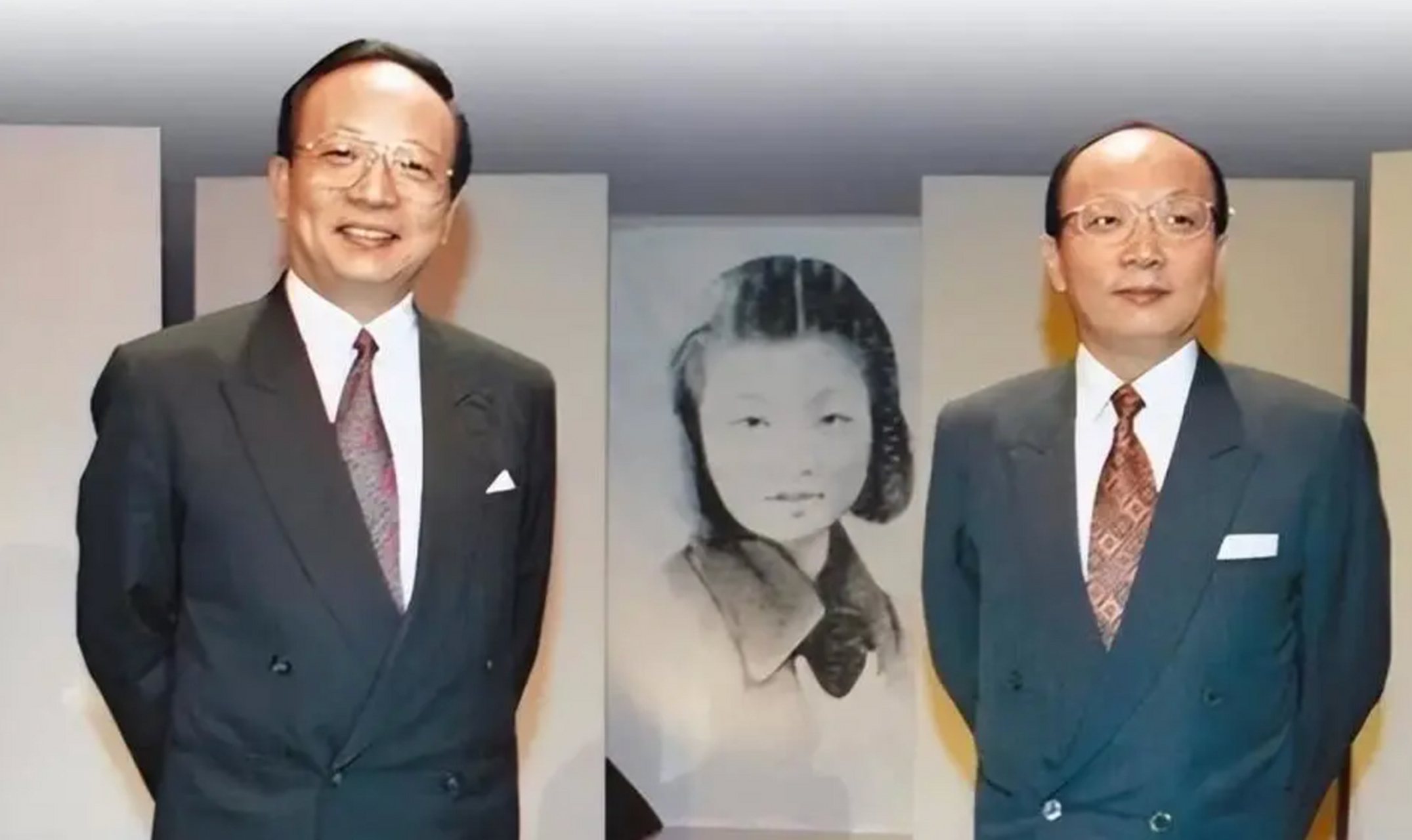 他叫蒋孝慈,父亲是蒋经国,身份却一直不被承认,年仅