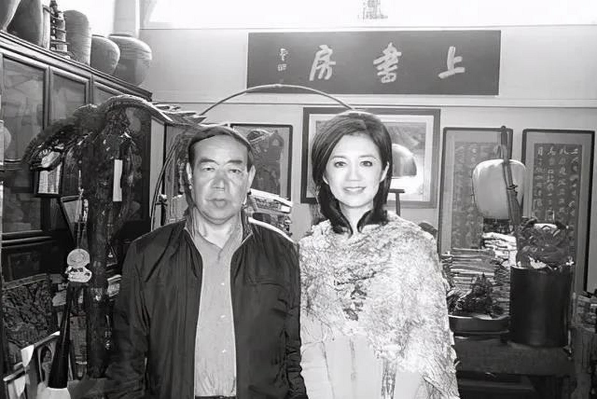 "流氓作家"贾平凹迎娶小自己17岁的护士郭梅,羡煞旁人.