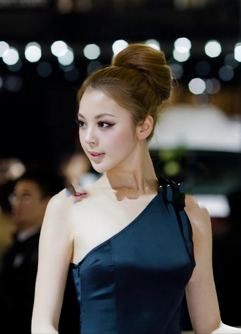 古早模特谢梦 这才是小说里祸水般的美貌  完美无瑕的女子,从头骨到身