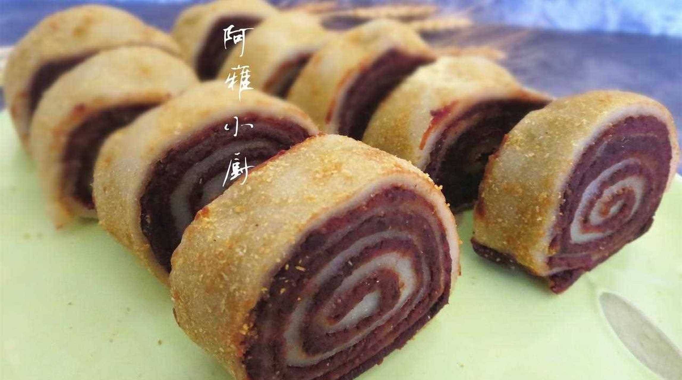 大家好,我是阿雅小厨,今天做了一个非常好吃而且非常有名的小吃,喜欢