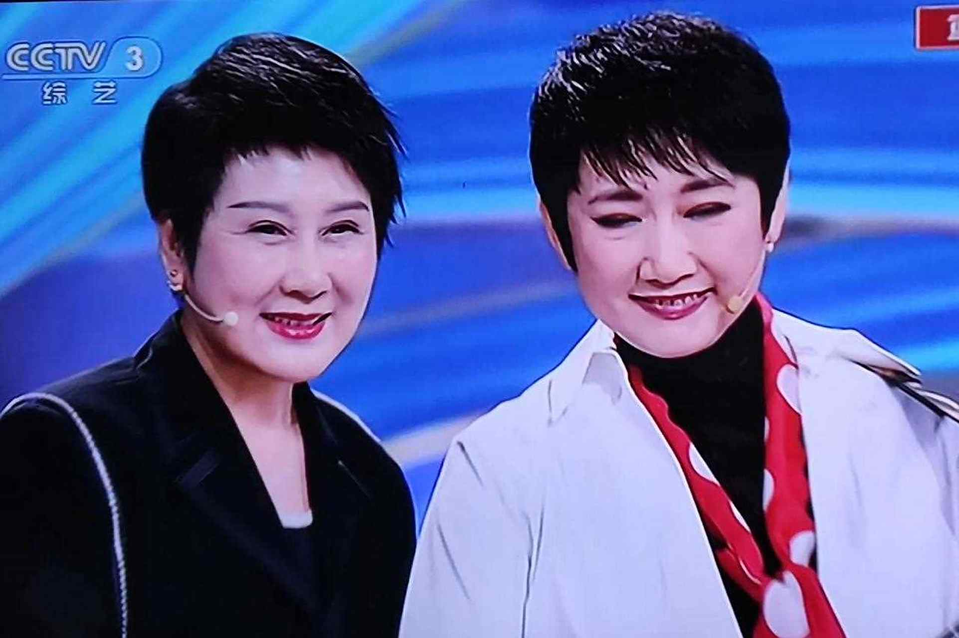 张凯丽和成方圆长的太像了!