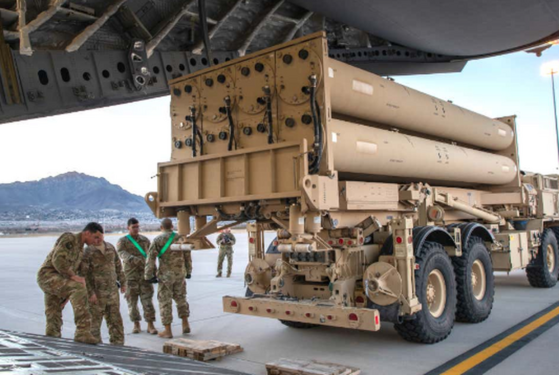 增设萨德部署核武器!