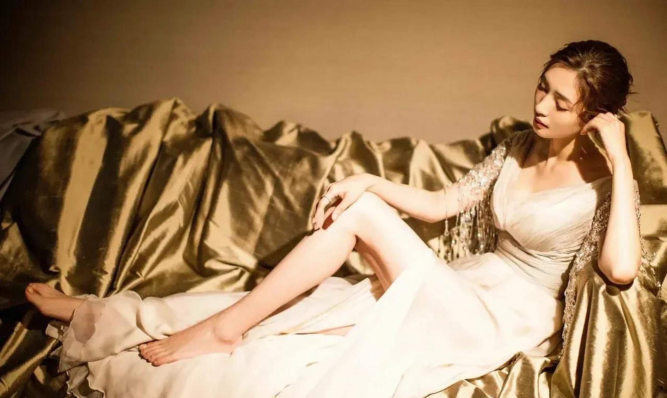 明星美女江疏影的脚