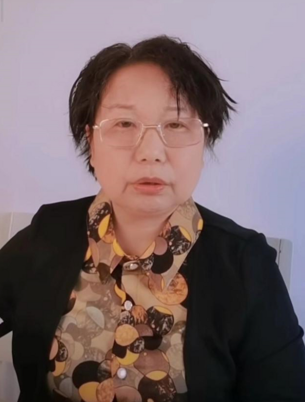 许敏的律师李圣正是发现了大药房当年将病历大量涂改,才认为这种大量