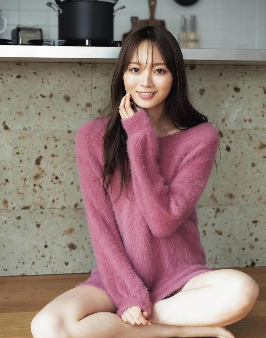 日本女子写真组合乃木坂46成员,梅泽美波.