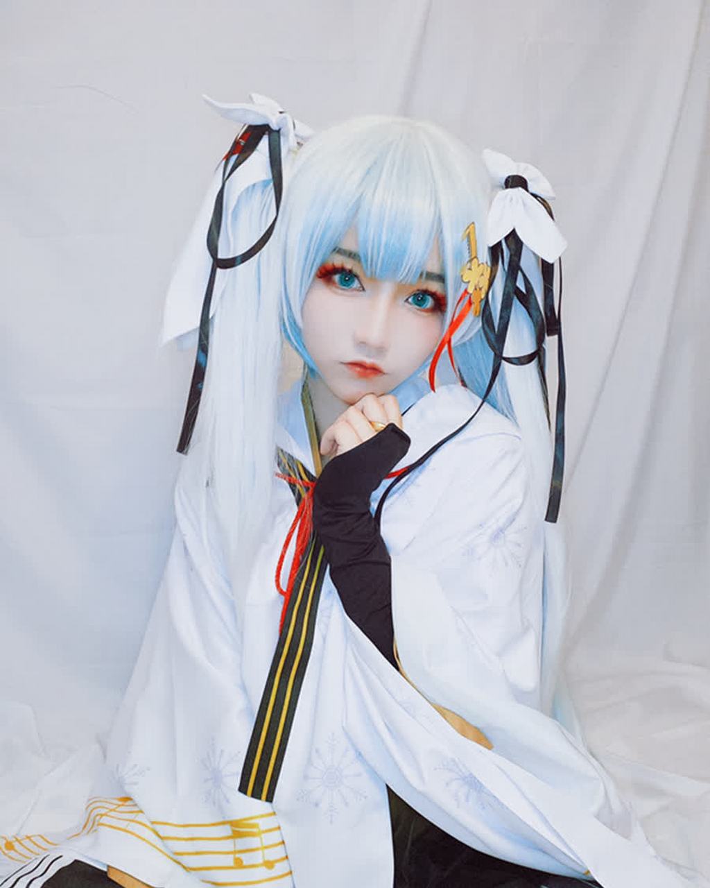 cosshow#一组初音未来冬季特别版《雪未来》(snow miku)造型的自耪照