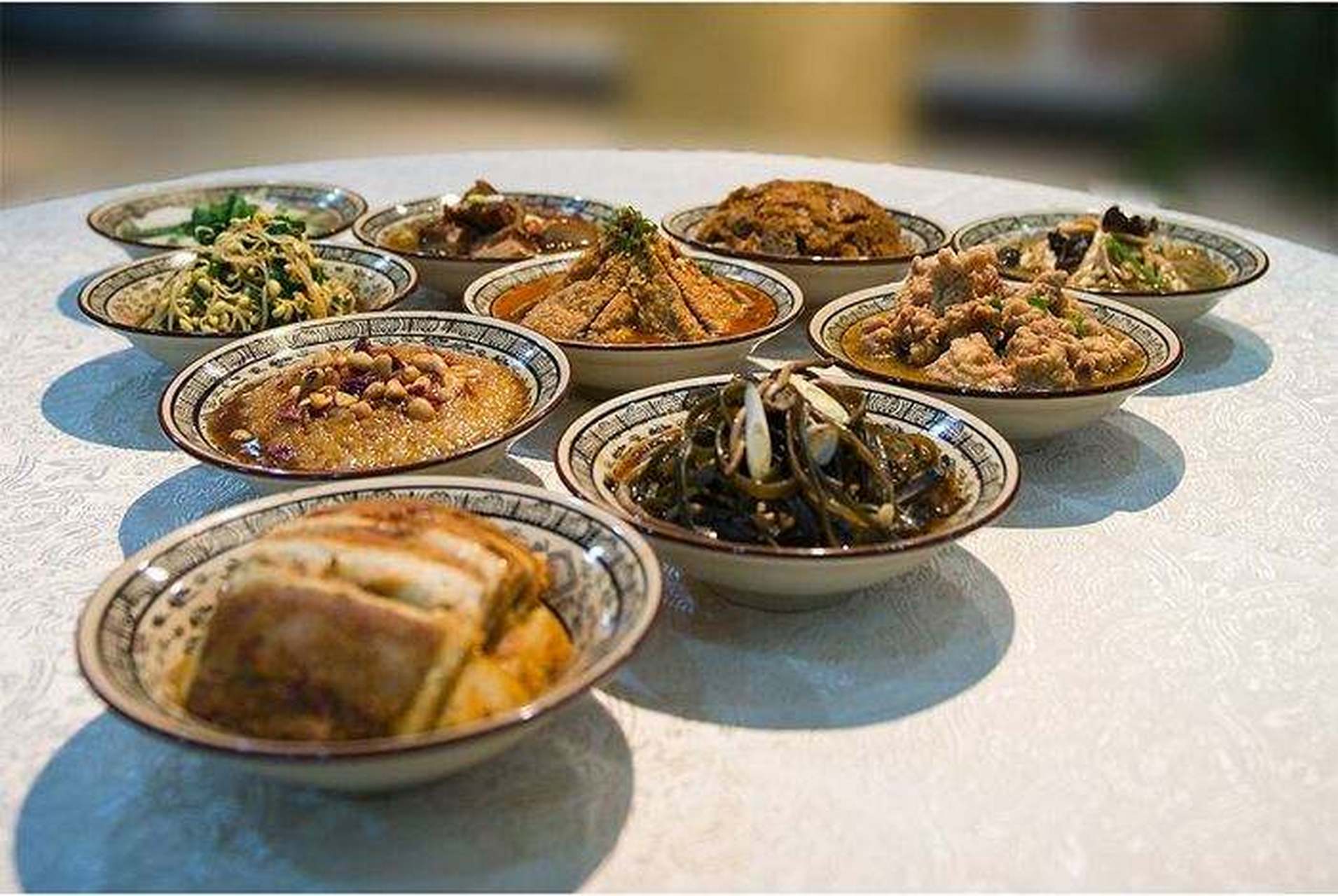 恩施非遗——民俗"土家十大碗" "土家十大碗"在土司制度时期称"土司