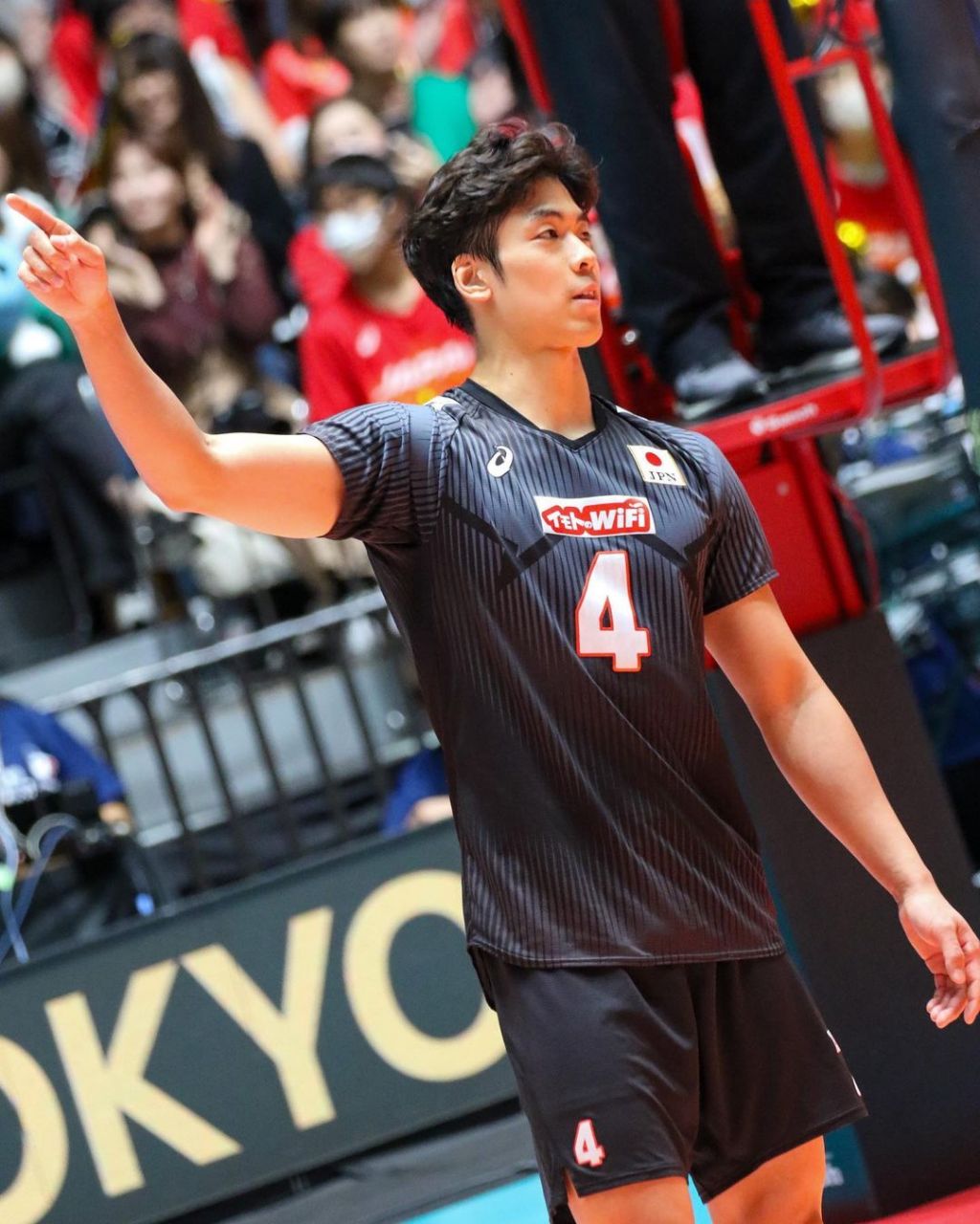 【宫浦健人留洋法甲巴黎俱乐部】  日本男排替补接应宫浦健人  新赛季