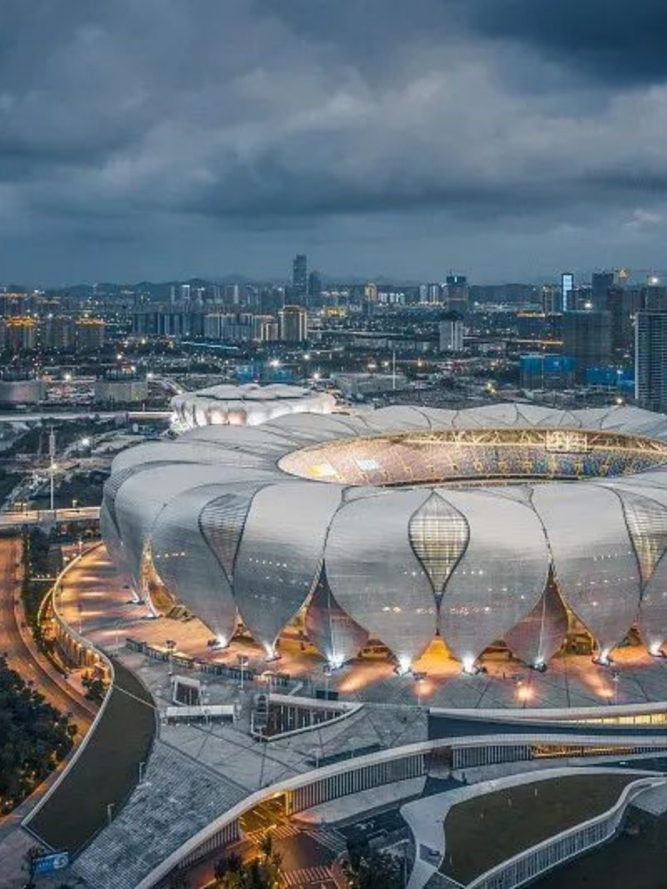 每一次体育建筑理念,美学,技艺的创新,皆赢得世界一片