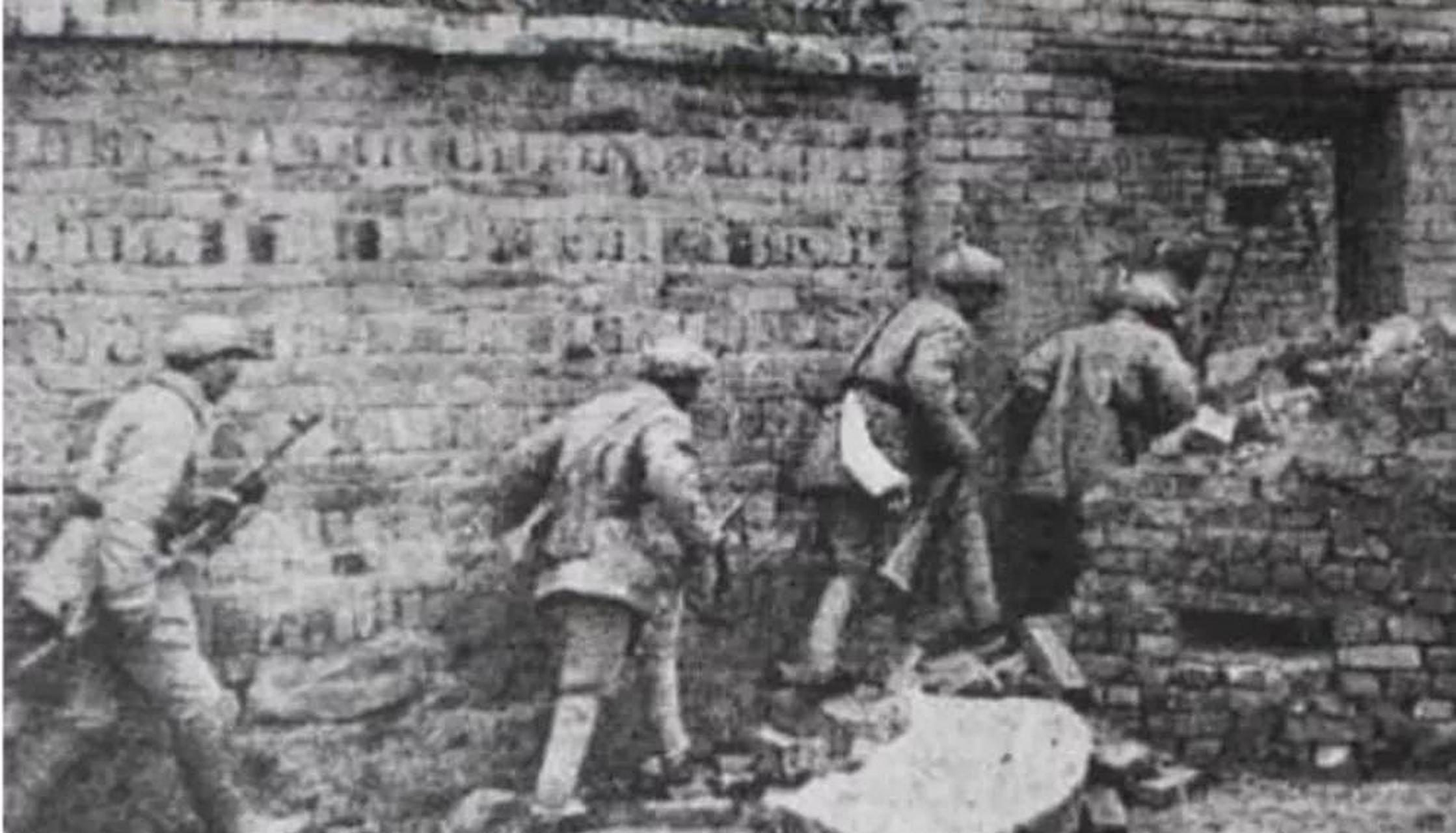 碾庄以西是曹八集,曹八集以西是大许家,大许家距碾庄只有15公里左右.