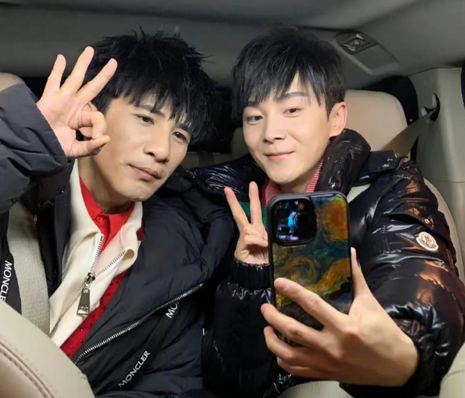 何炅的老搭档沈凌为什么消失在了大家的视野中 在百变大咖秀中,沈凌