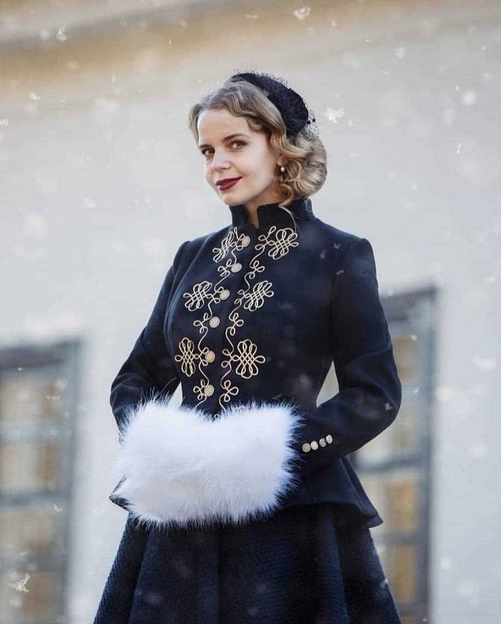 爱德华时期的美丽服饰.