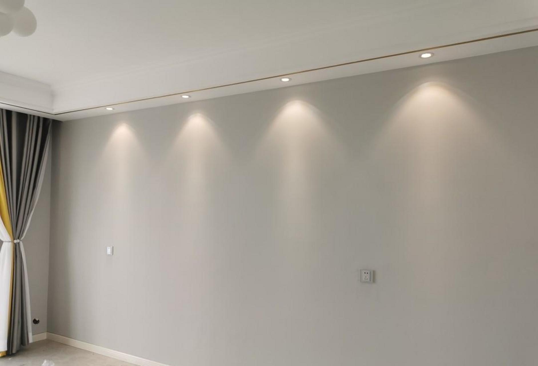 筒灯的效果还是蛮不错的,光照出来的光晕非常好看,刚好可以打在墙上