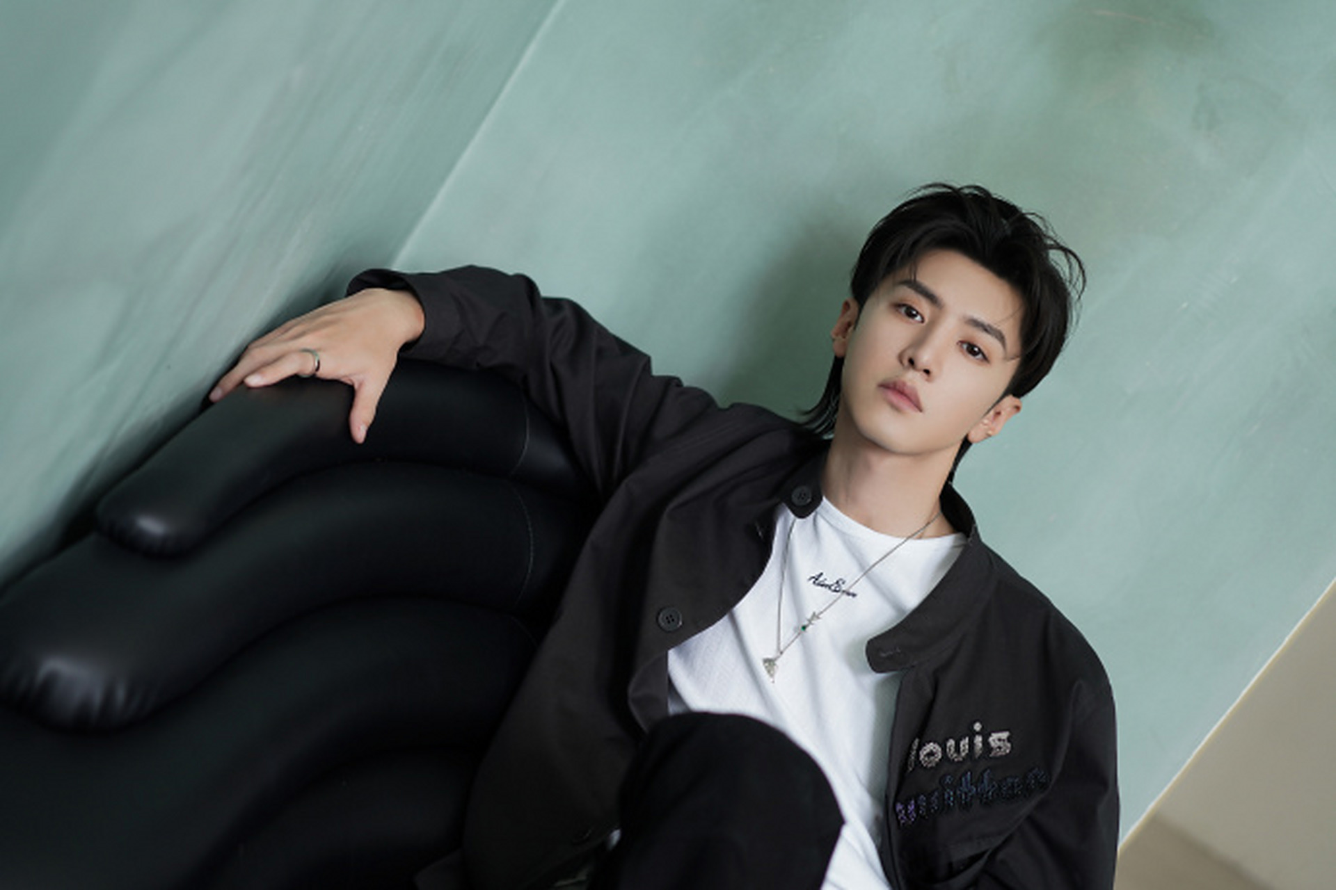 星闻#  陈哲远的型男写真~ 特有气质,特有味道! #陈哲远写真集