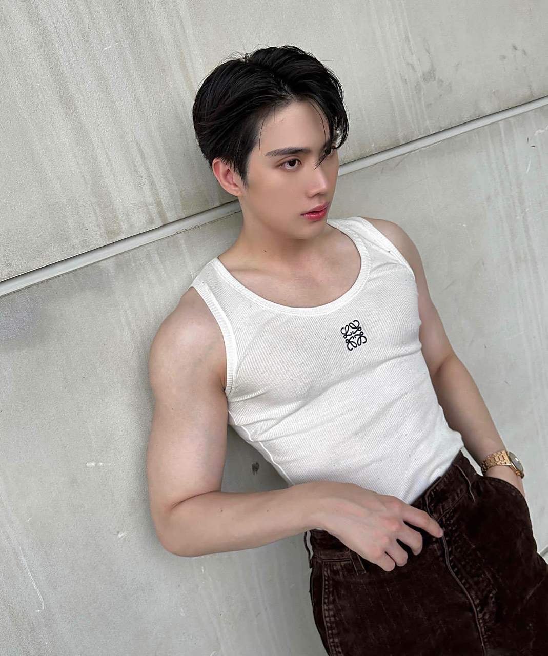 身材好的肌肉男都喜欢穿他这样的运动背心吗?  #初步见解