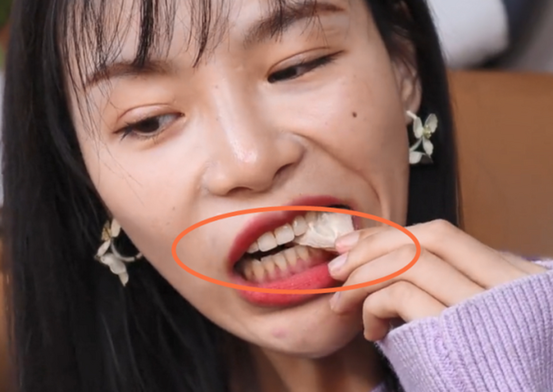 拥有千万粉丝的网红小贝饿了,能有今天的成就全是自己一口一口吃出来