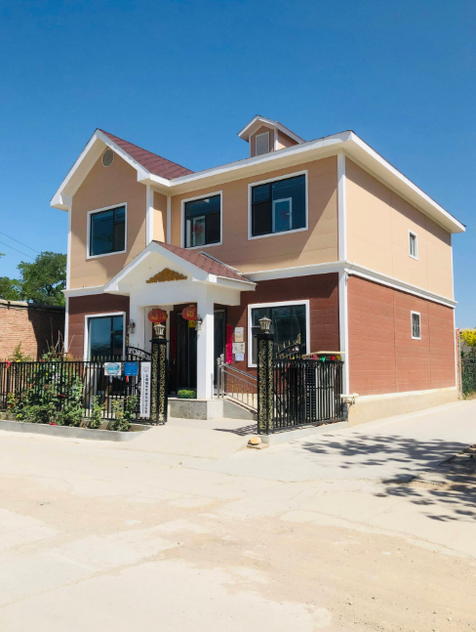 9旬父亲怒要113万,法院判了 近日,江苏南通年过九旬的张建文系张清武