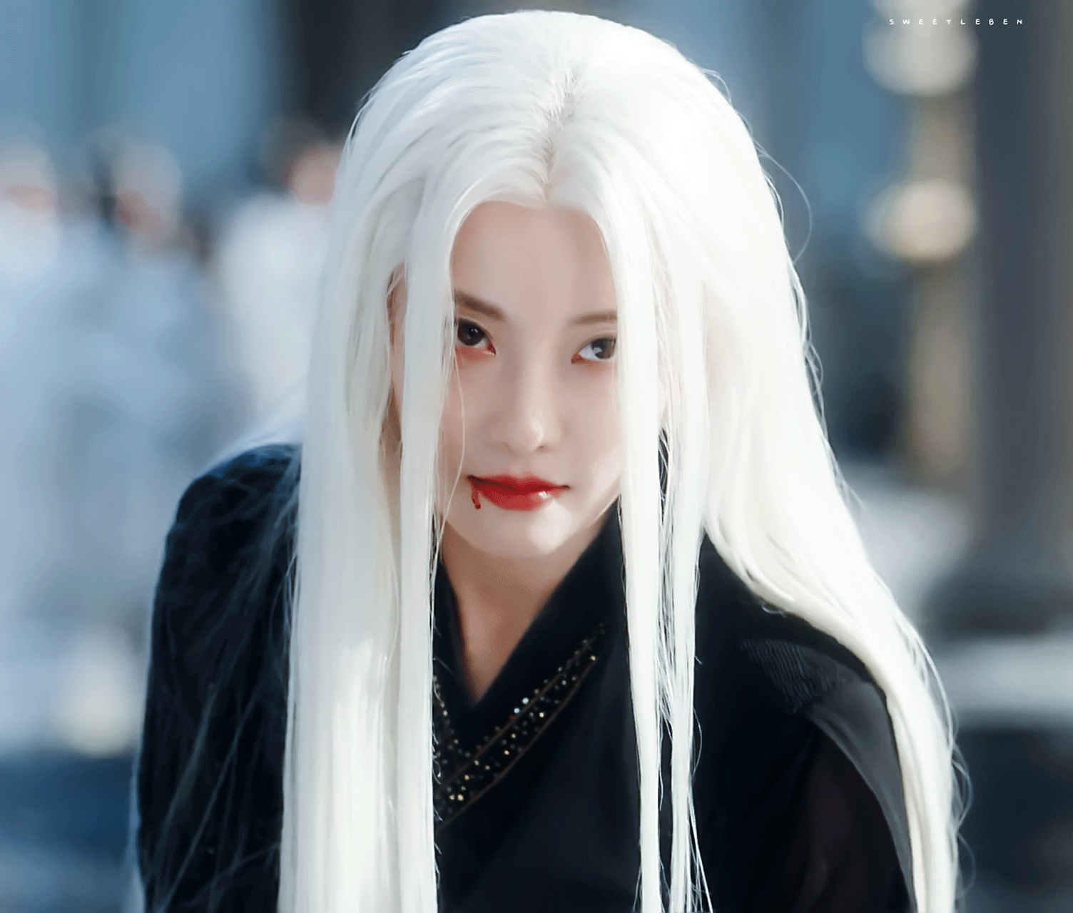 女明星的白发造型不好驾驭,秋瓷炫,张嘉倪是我见过最美的.[你懂的]