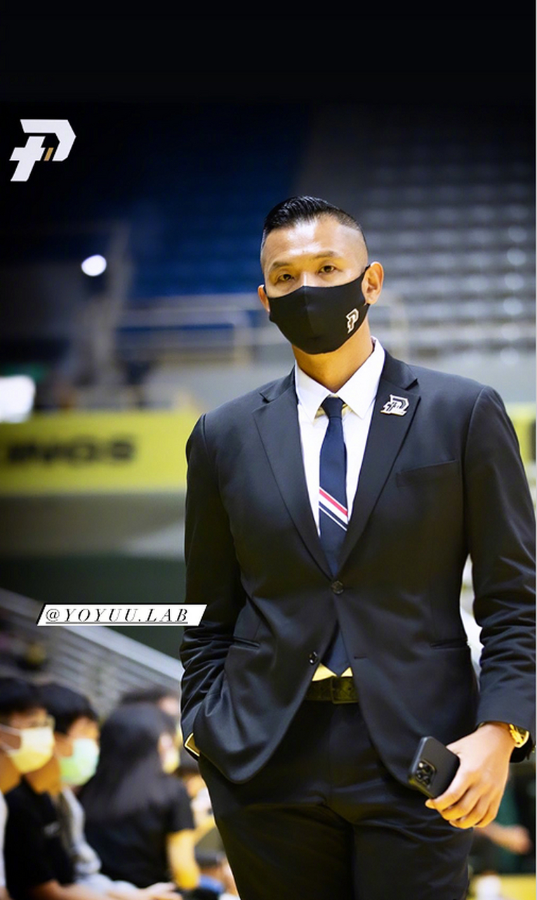 在《康熙来了》节目中,小s说到陈建州