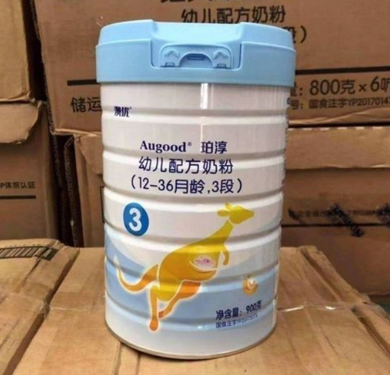 澳优珀淳奶粉,属于澳大利亚原装进口奶粉,适用于1-3岁宝宝,添加了胆碱