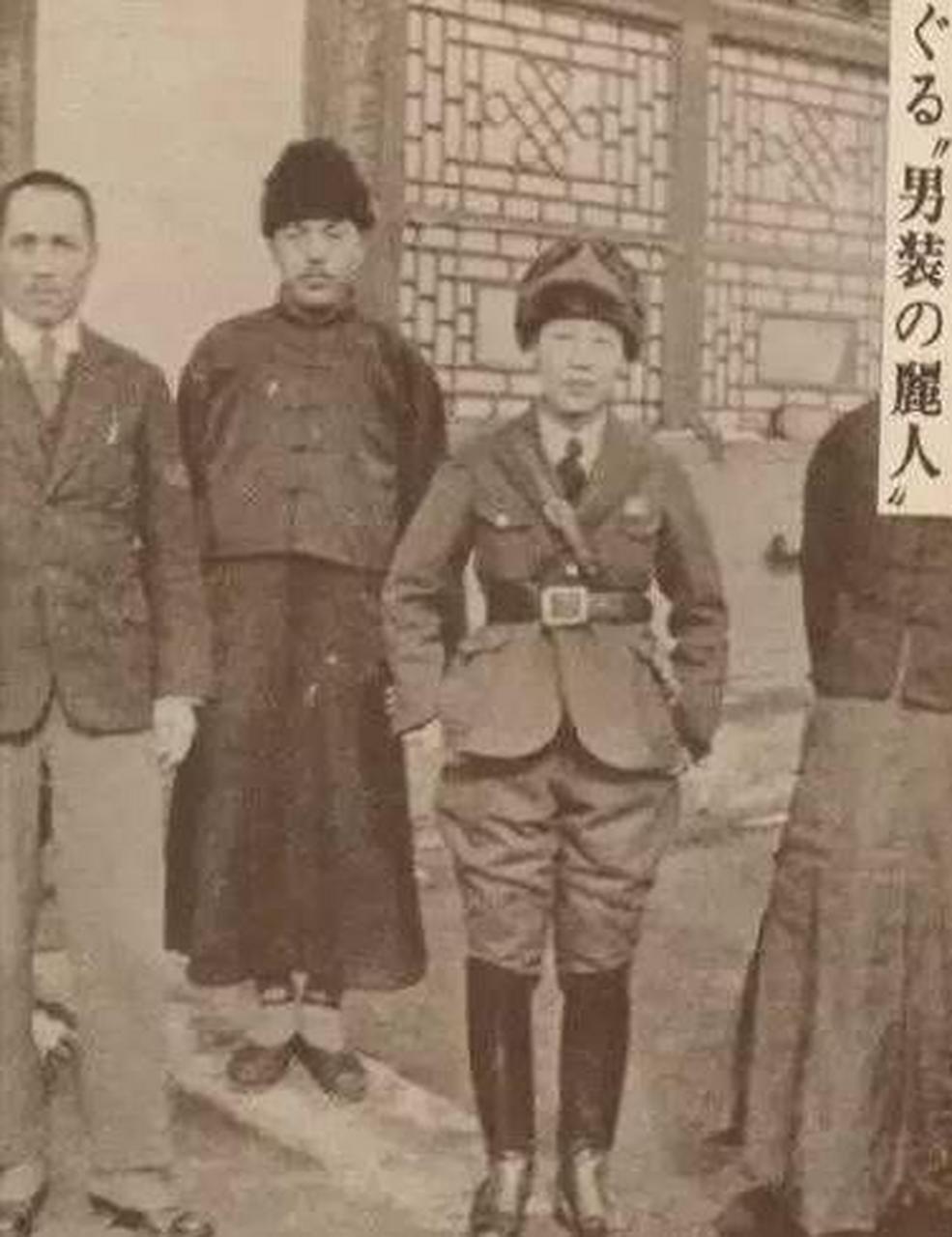 领动计划# 川岛芳子身穿男人军装的照片 抗日时期,大汉奸川岛芳子,身