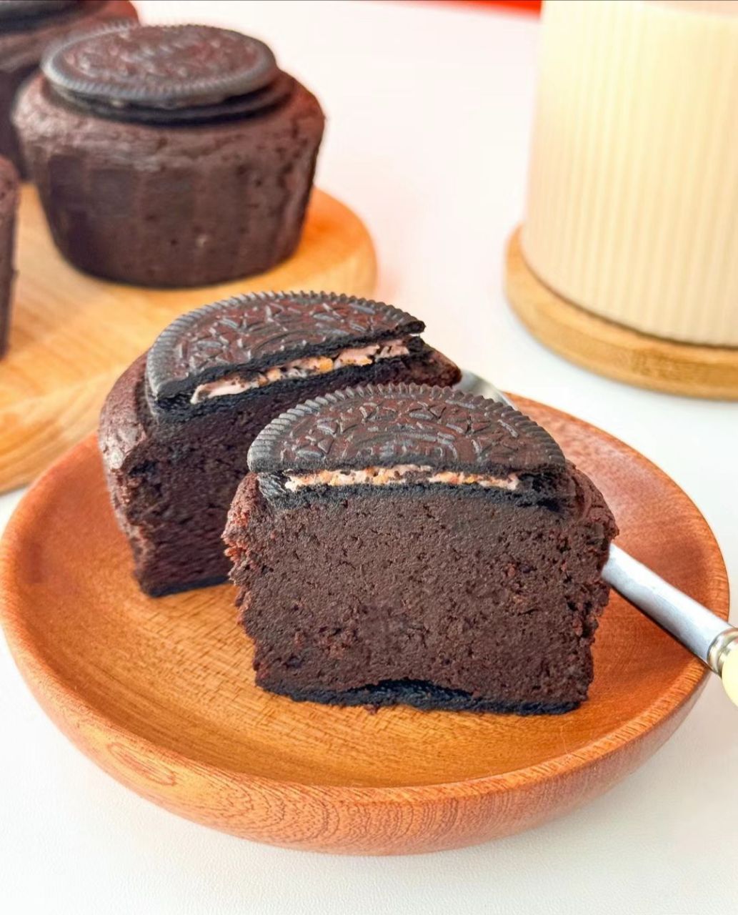 【秋日限定】奥利奥布朗尼蛋糕,美味可口,轻松制作!