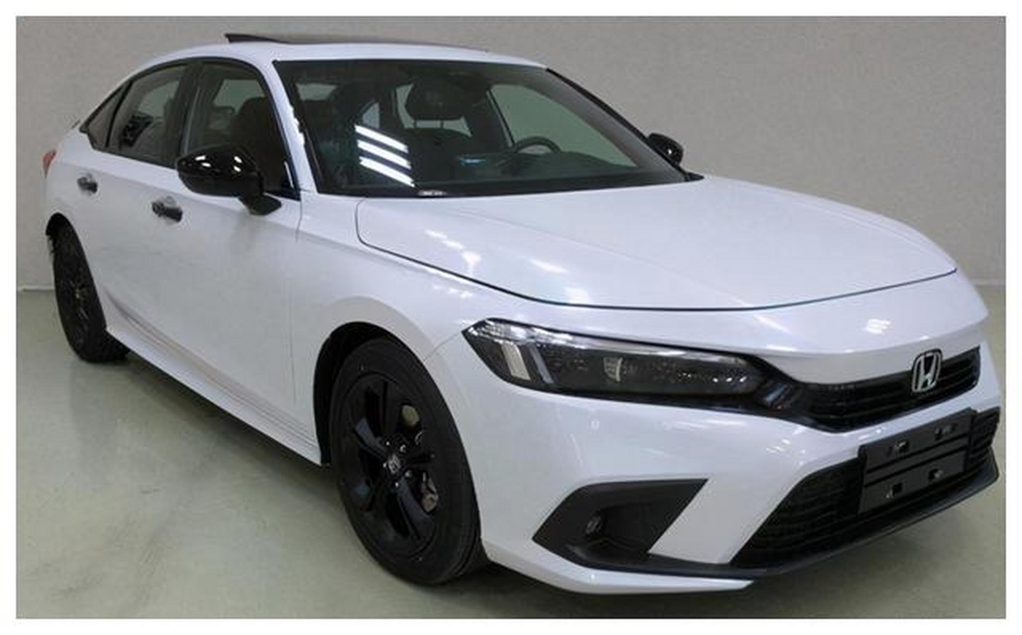 本田官方发布第十一代本田思域的官图,新车外观重新设计,沉稳内敛