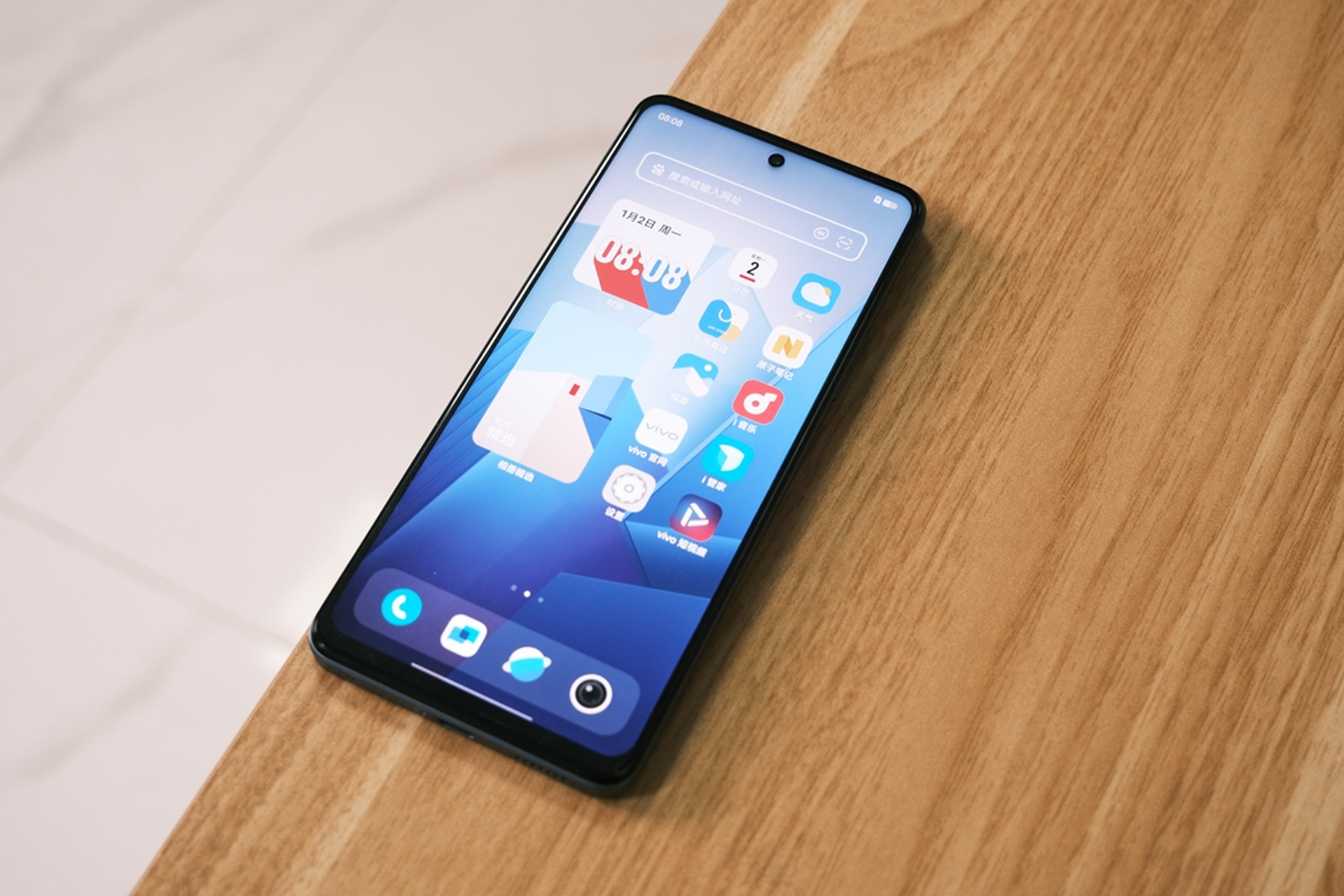 iqoo z7图赏,一部做工精致,颜值突出的千元手机.