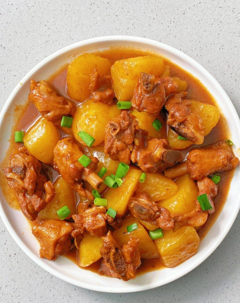 好吃到汤汁都不放过的红烧鸭腿!香甜软糯!