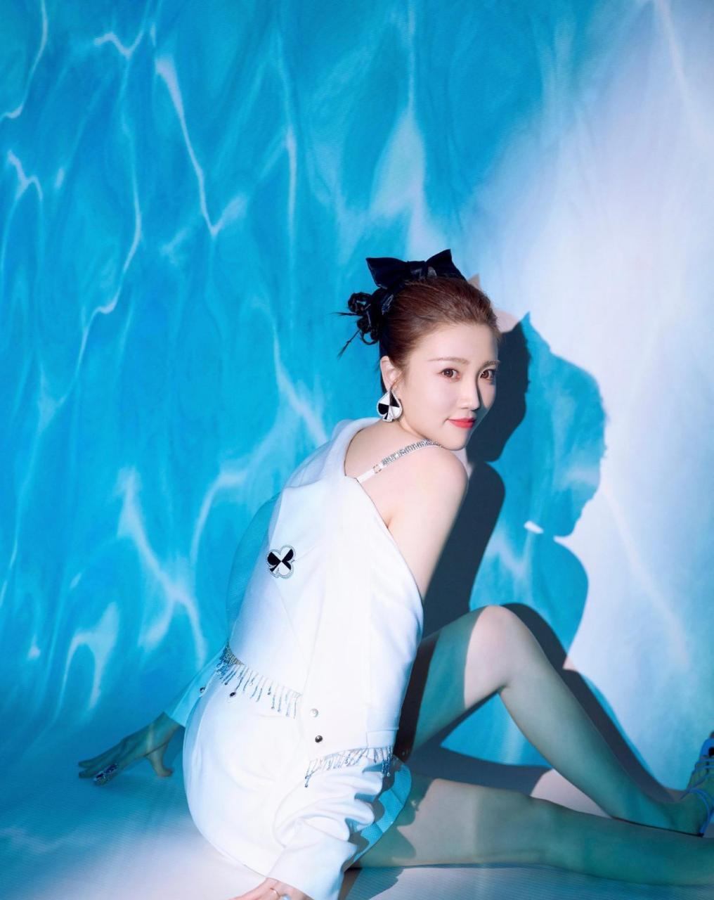 张纯烨 ,最美主持人,长腿女神