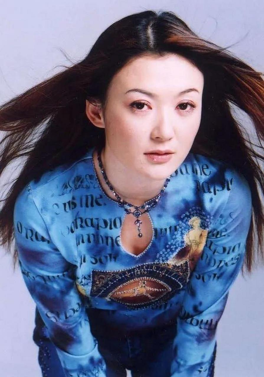 池华琼绝美照片