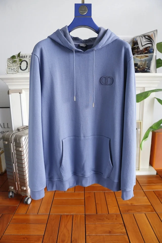 迪奥2020秋冬新款潮牌连帽卫衣款,重工艺设计 奢华品牌刺绣logo配饰