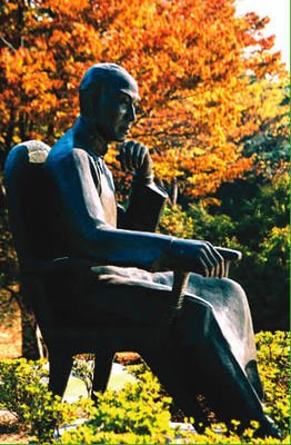 青岛文化名人之四——杨振声:开创国立青岛大学的黄金时代.