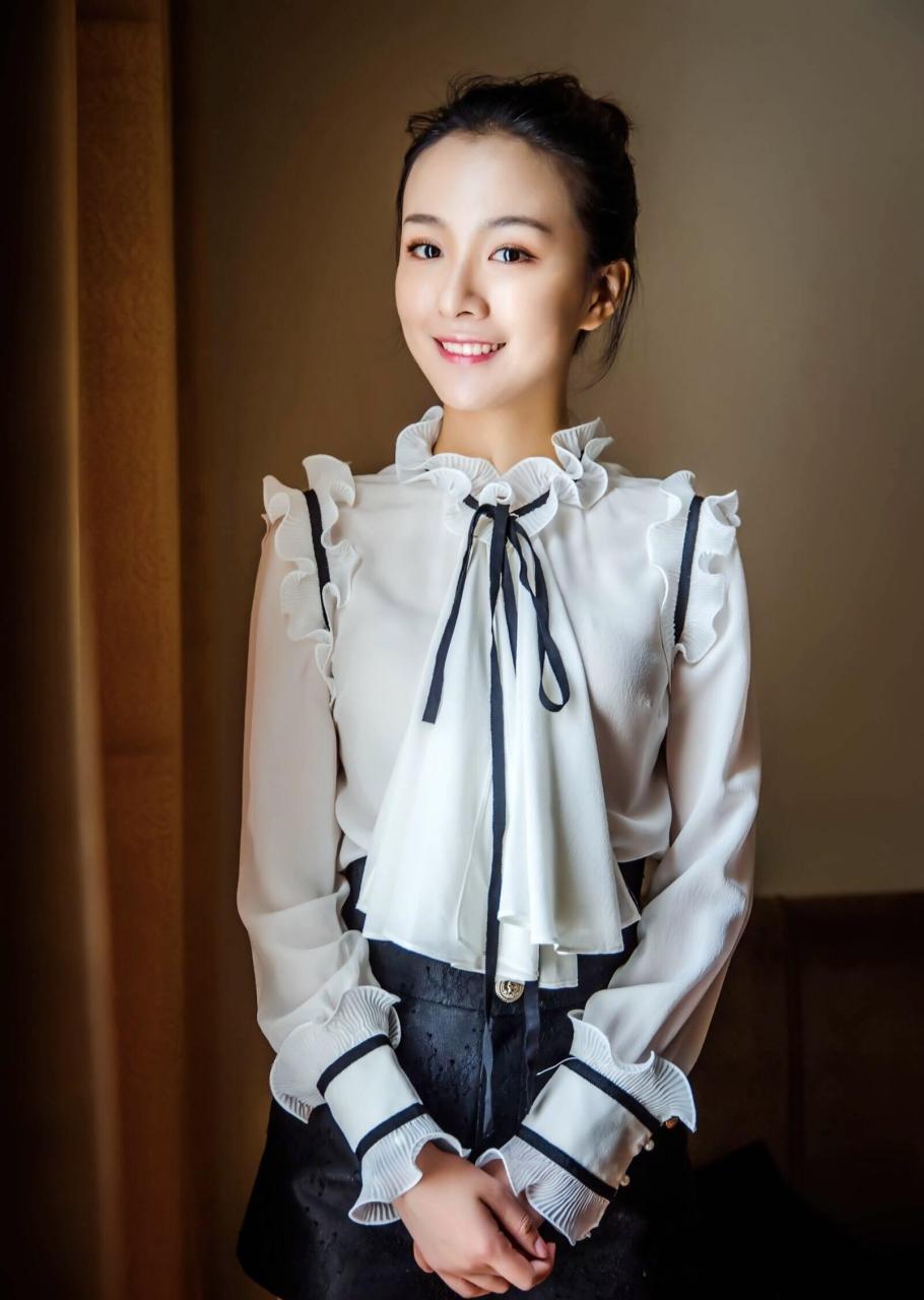 姜瑞佳:出尘脱俗,清新甜美