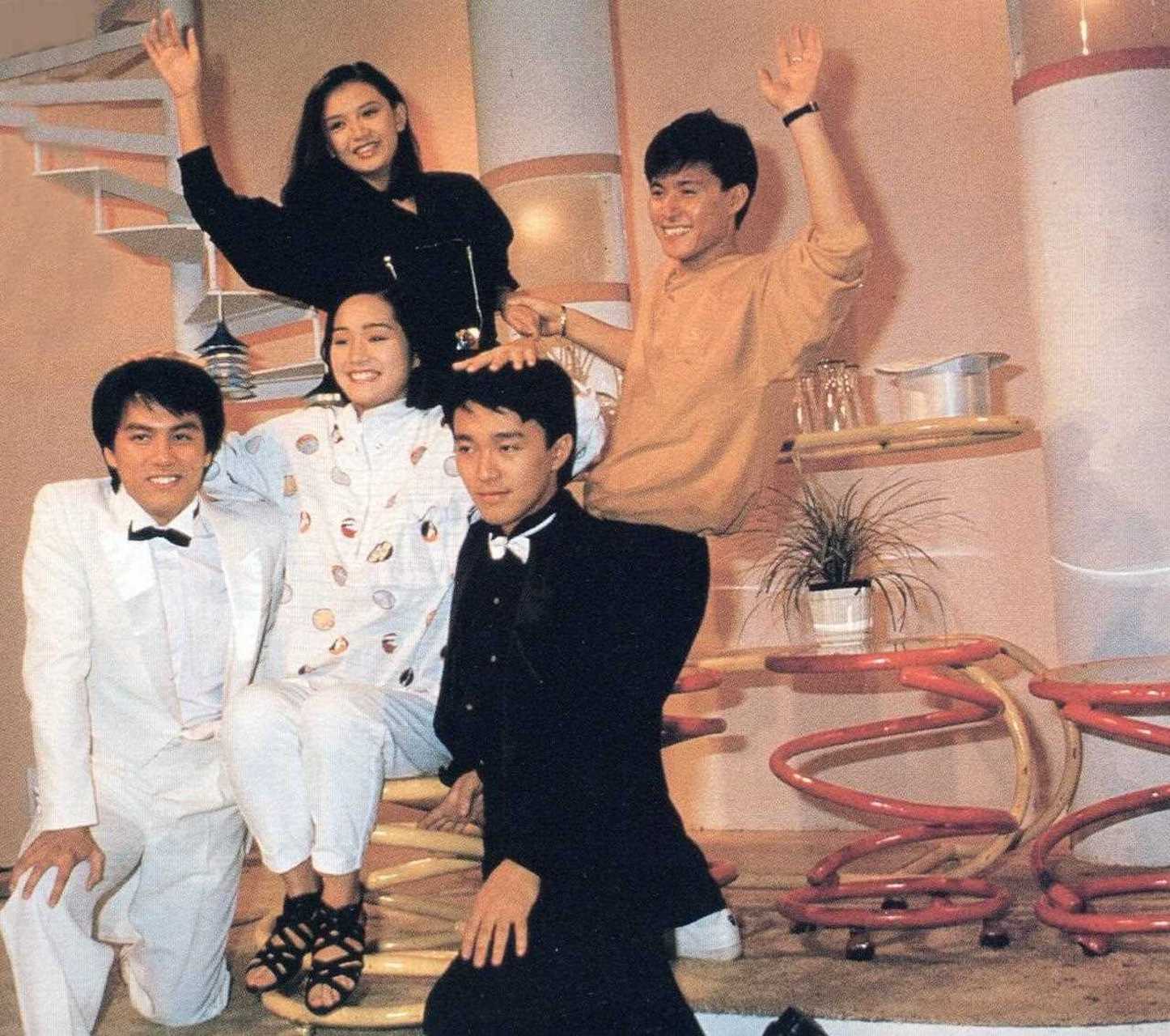 《430穿梭机》,tvb一档儿童节目,许多大咖都在那里担任过主持,周星驰