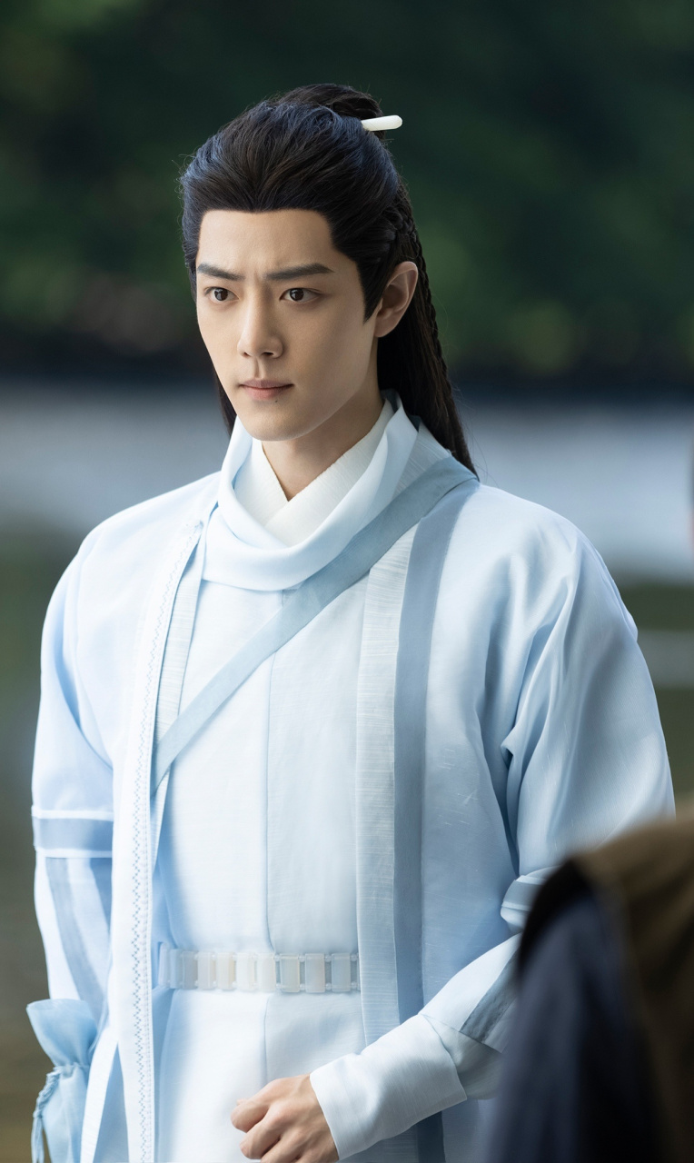 之前就很喜欢时影这身下山治病救人的浅蓝色衣服,这