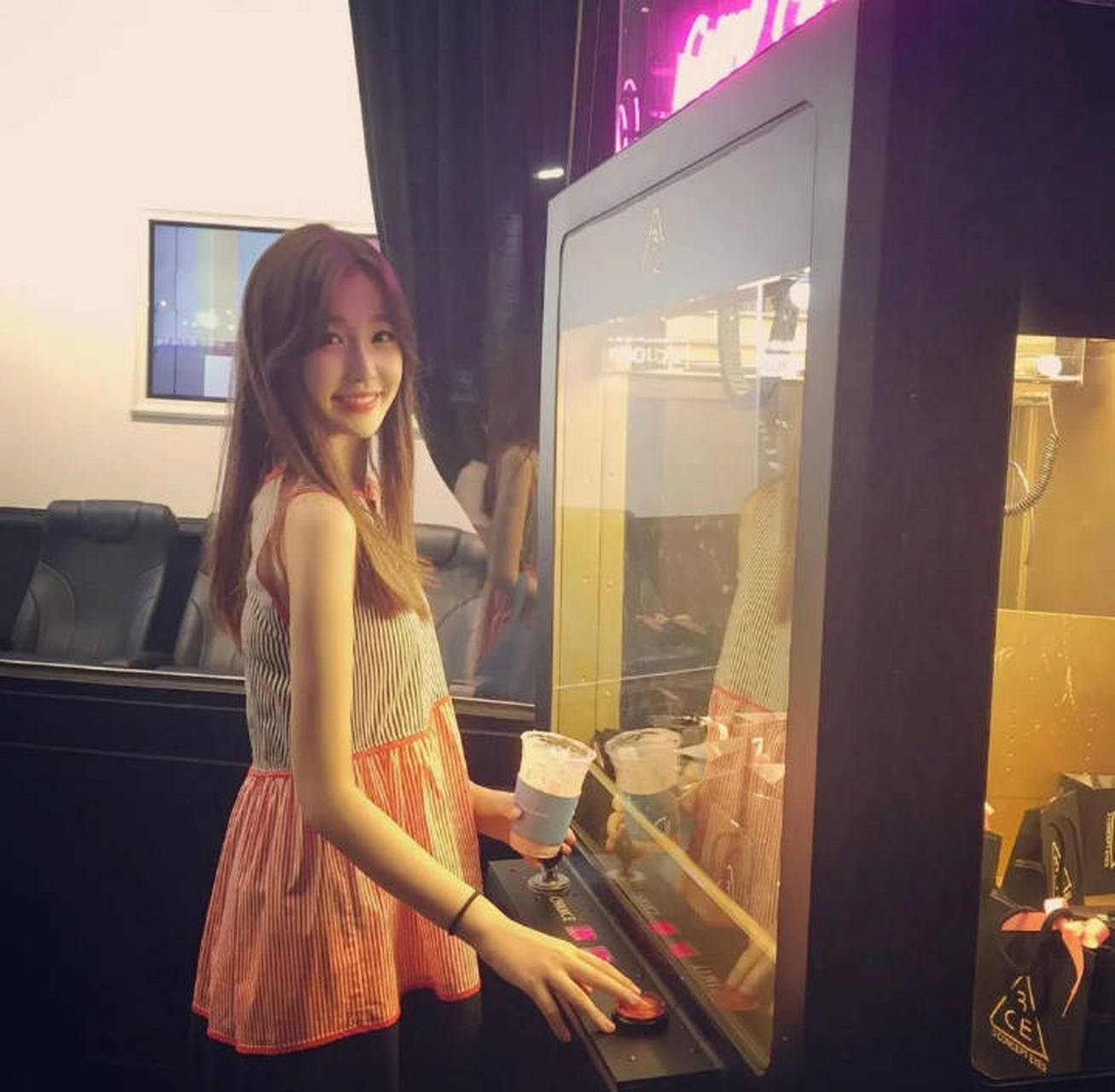 虞书欣早年美照这颜值