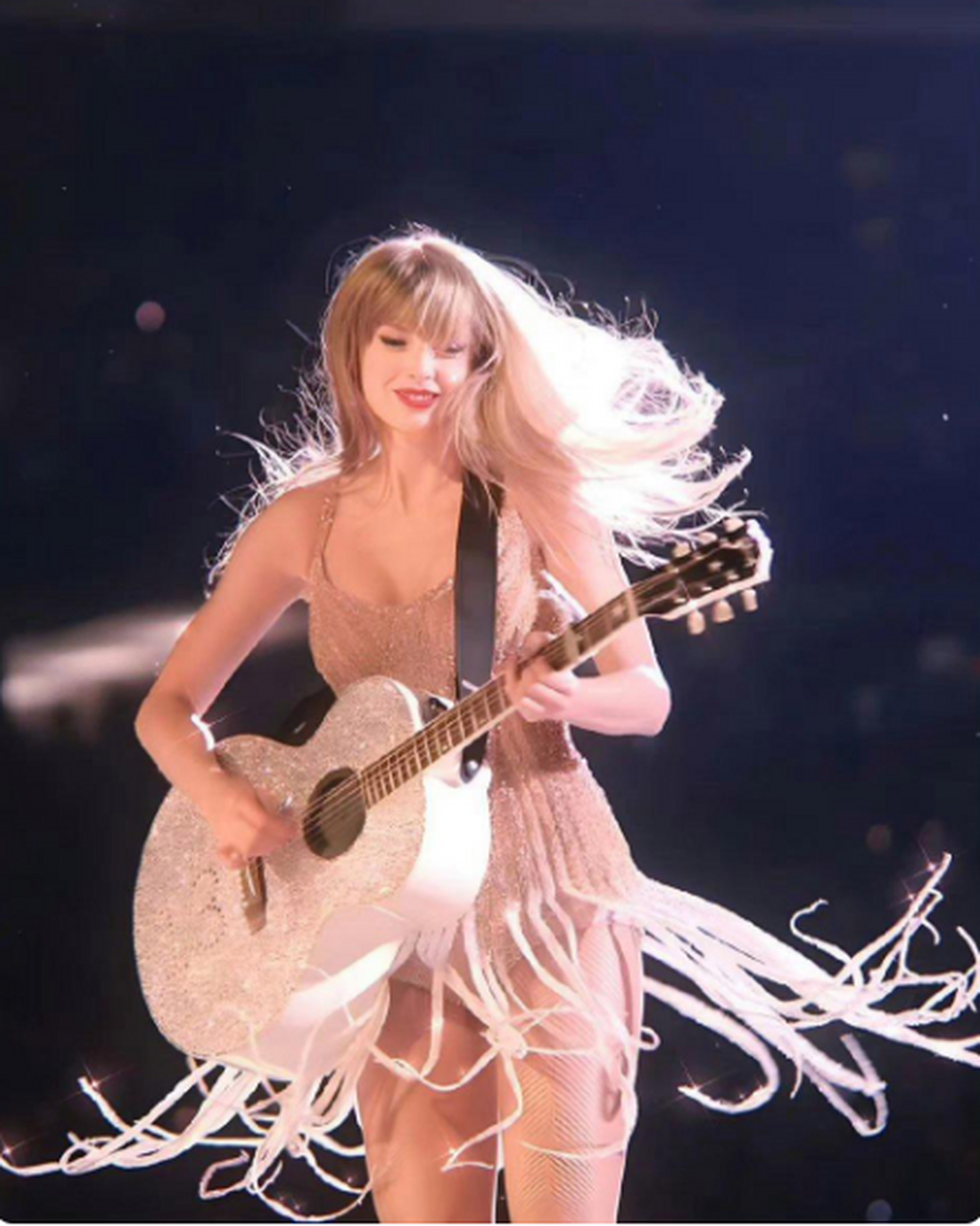 taylor swift 舞台上的霉霉真的在发光啊! #日常穿搭