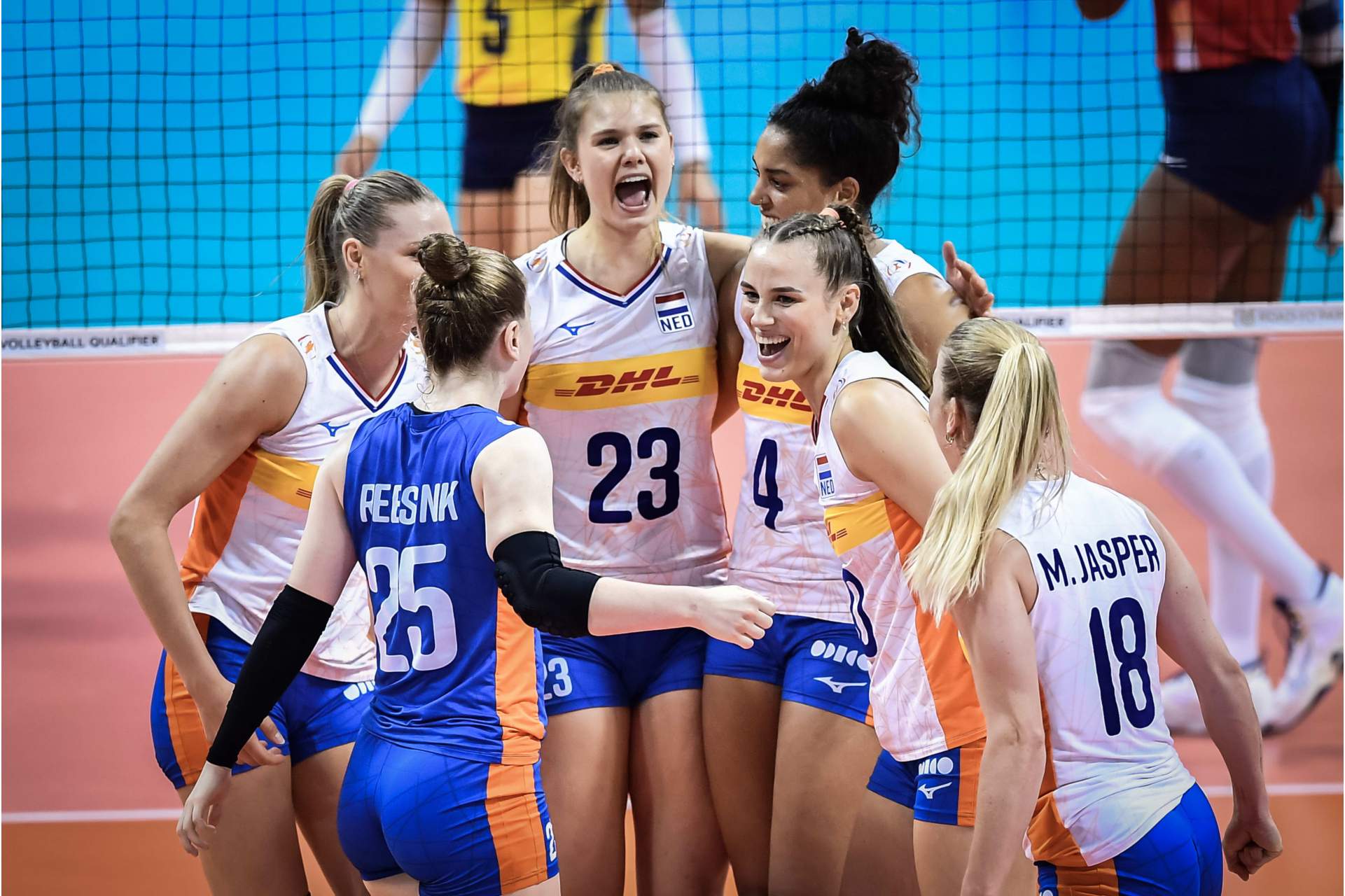 多米尼加女排3-2力克荷兰女排获得a组直通巴黎奥运会名额  #奥运资格