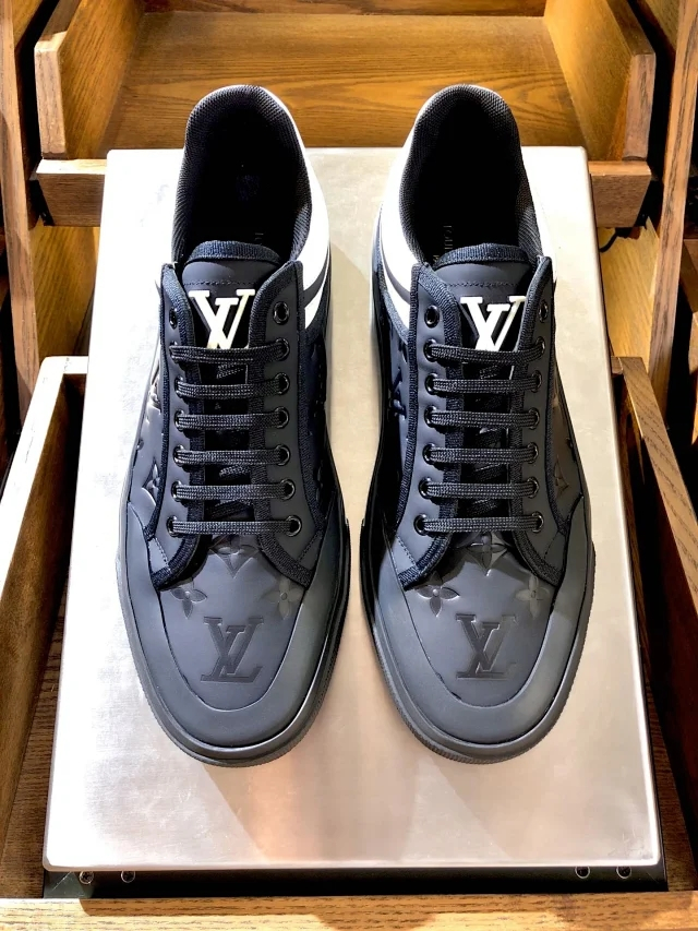 lv2020春夏新款"黑武士"