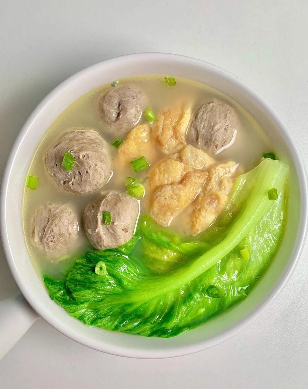 牛肉丸鸡蛋生菜汤,清爽刮油!鲜香美味! 简单好喝还低脂高蛋白!