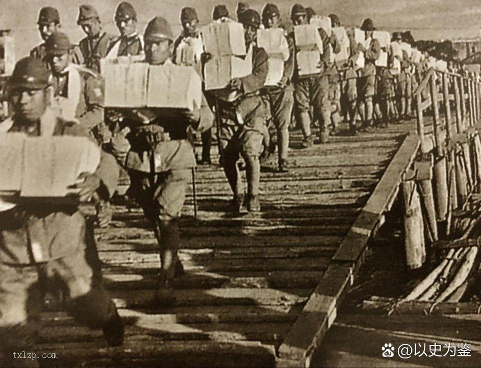 这张照片是在1938年12月17日,日本随军记者拍摄于广州珠江栈桥.