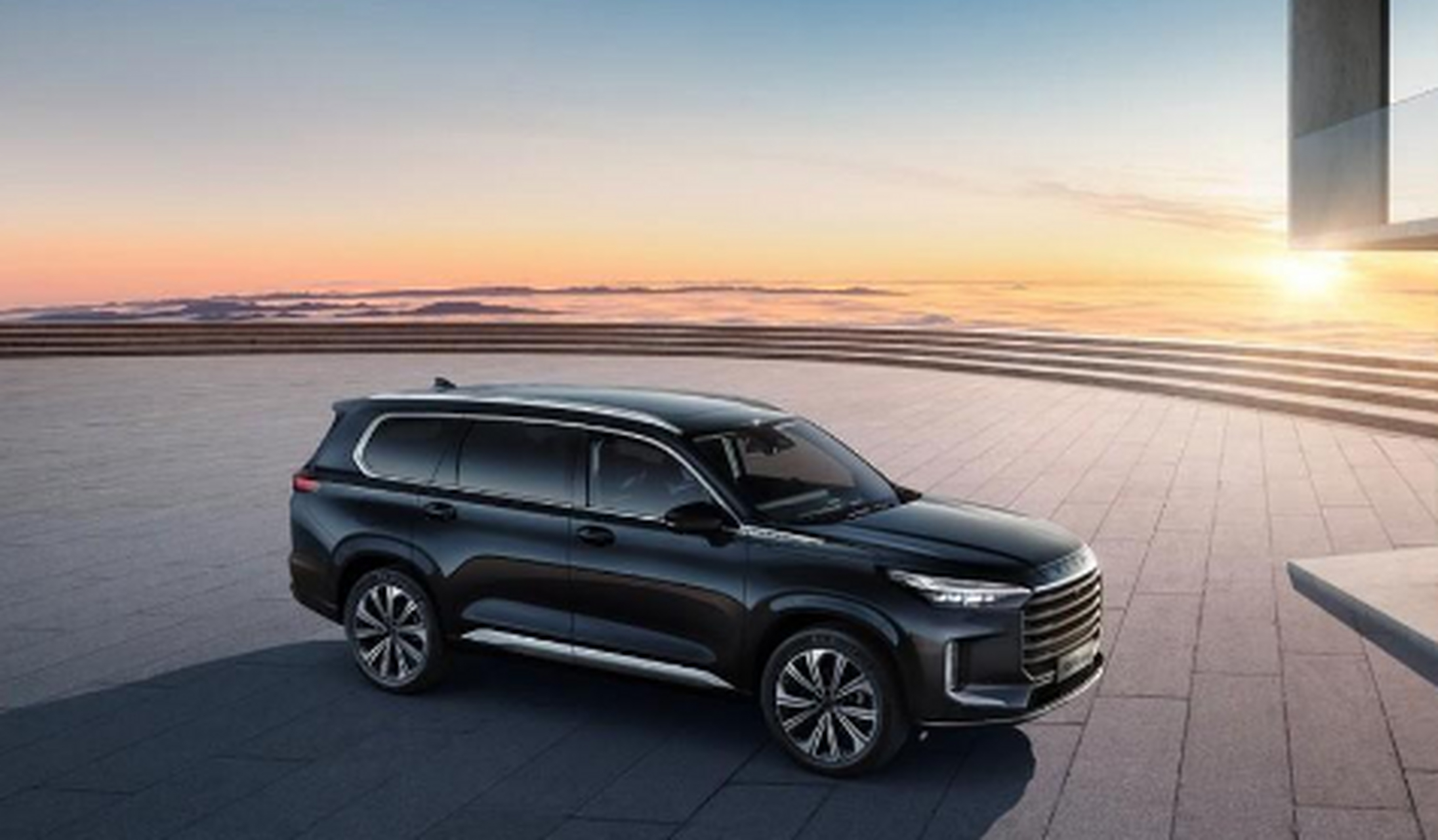 89万元,新车基于星途揽月打造,对外观进行了稍微调整,全系标配2.