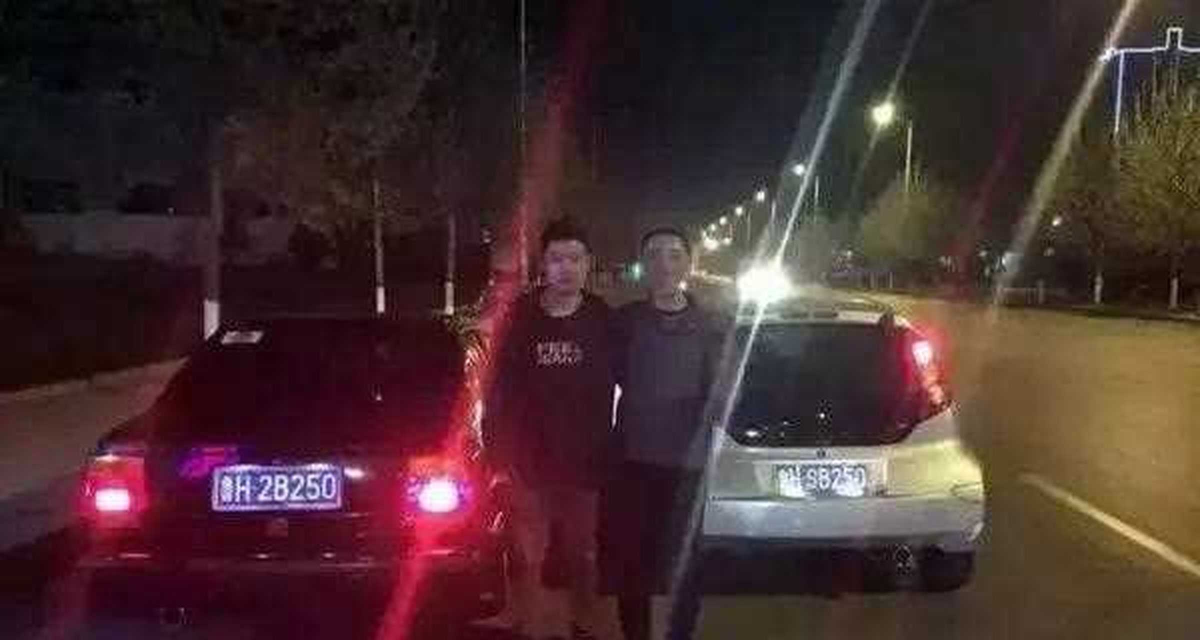 2b250  vs  sb250 第一局 打平 人生何处不相逢[你懂的] 见面就是缘分