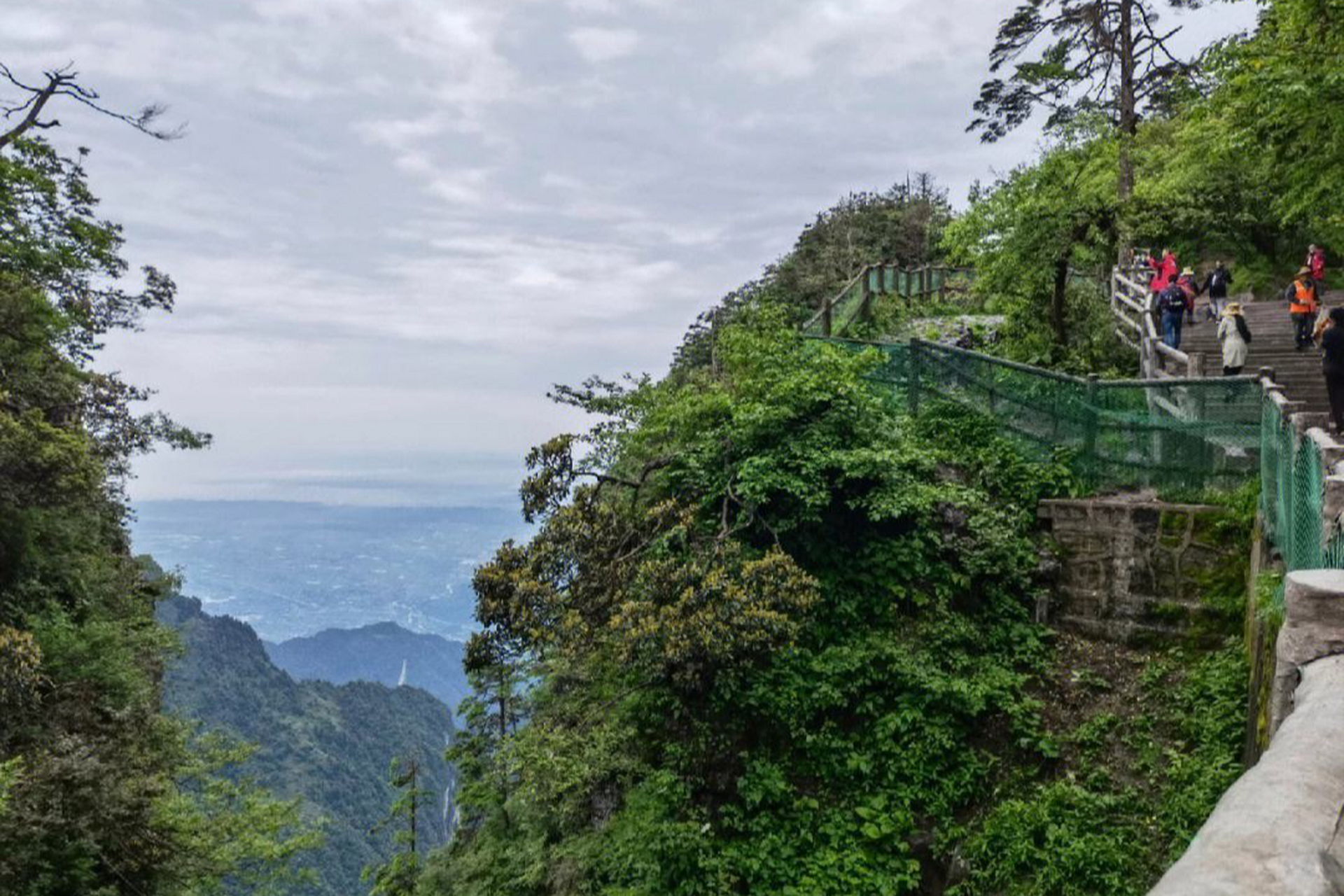 峨眉山风景区真实照片图片