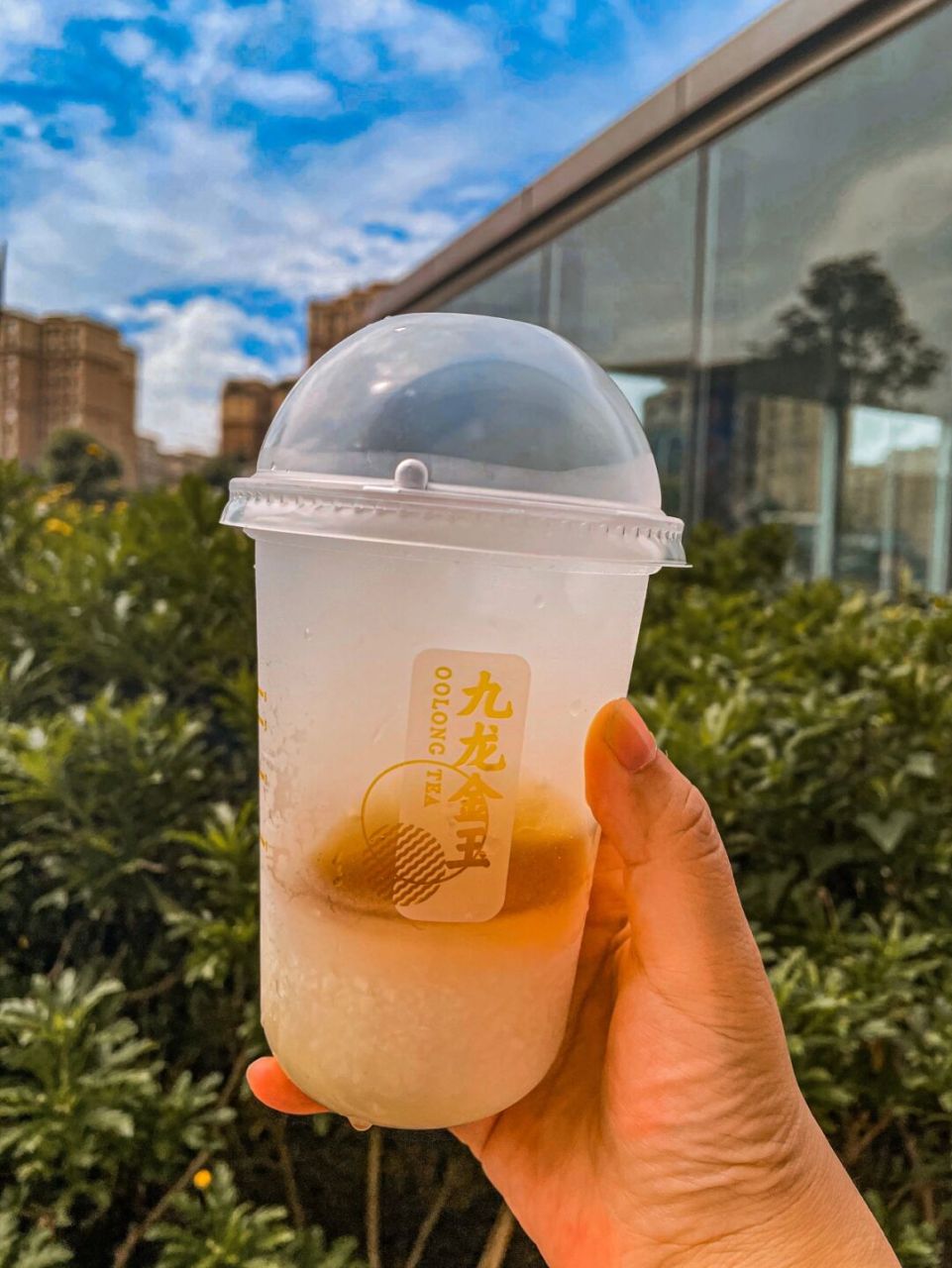 我的妈呀刷到肯德基上新的仙酿梨花白 [中国] 仙气飘飘的一款茶饮!