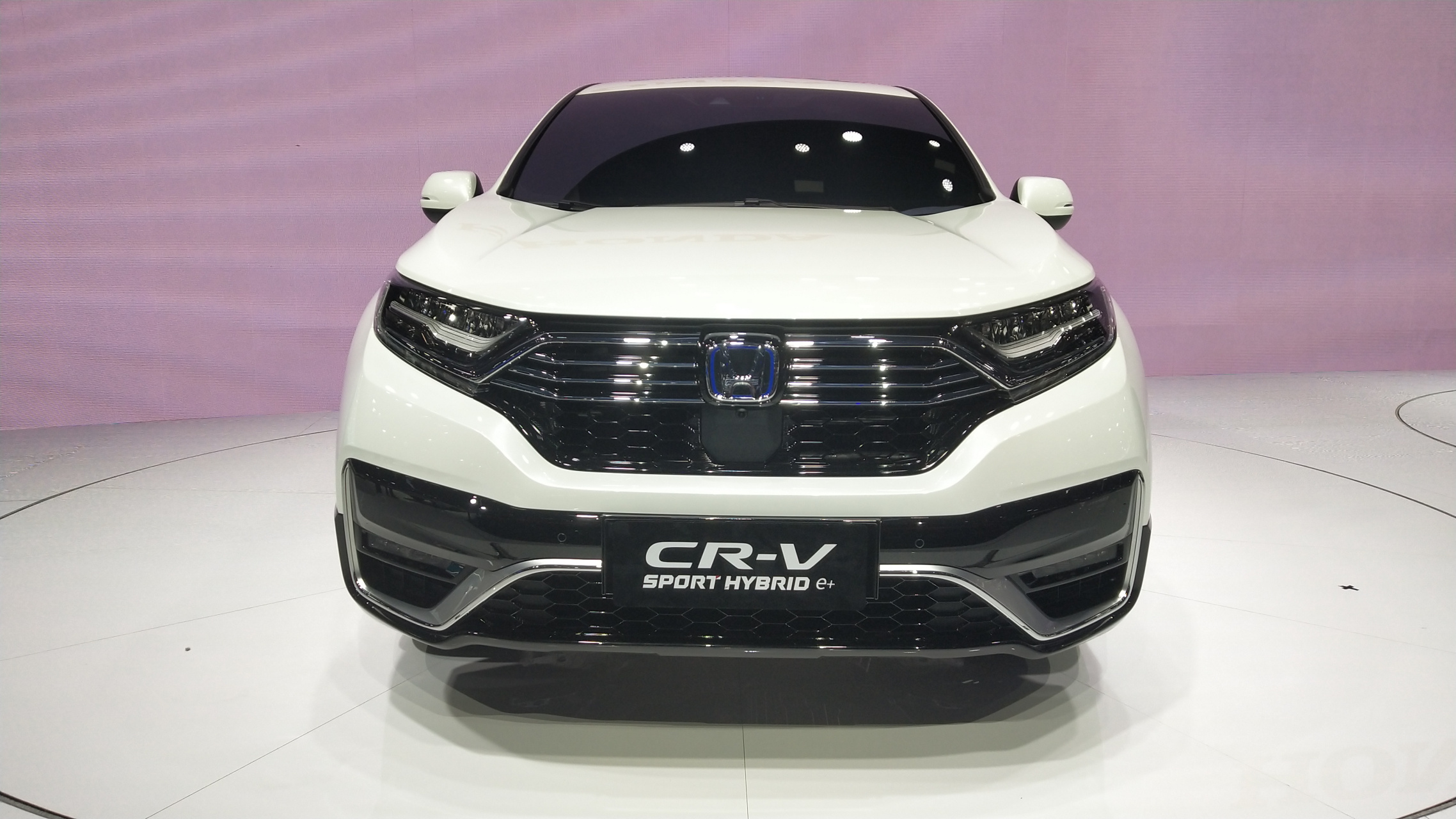 东风本田cr-v锐·混动e 将于2月2日正式上市,新车是本田在华推出的首