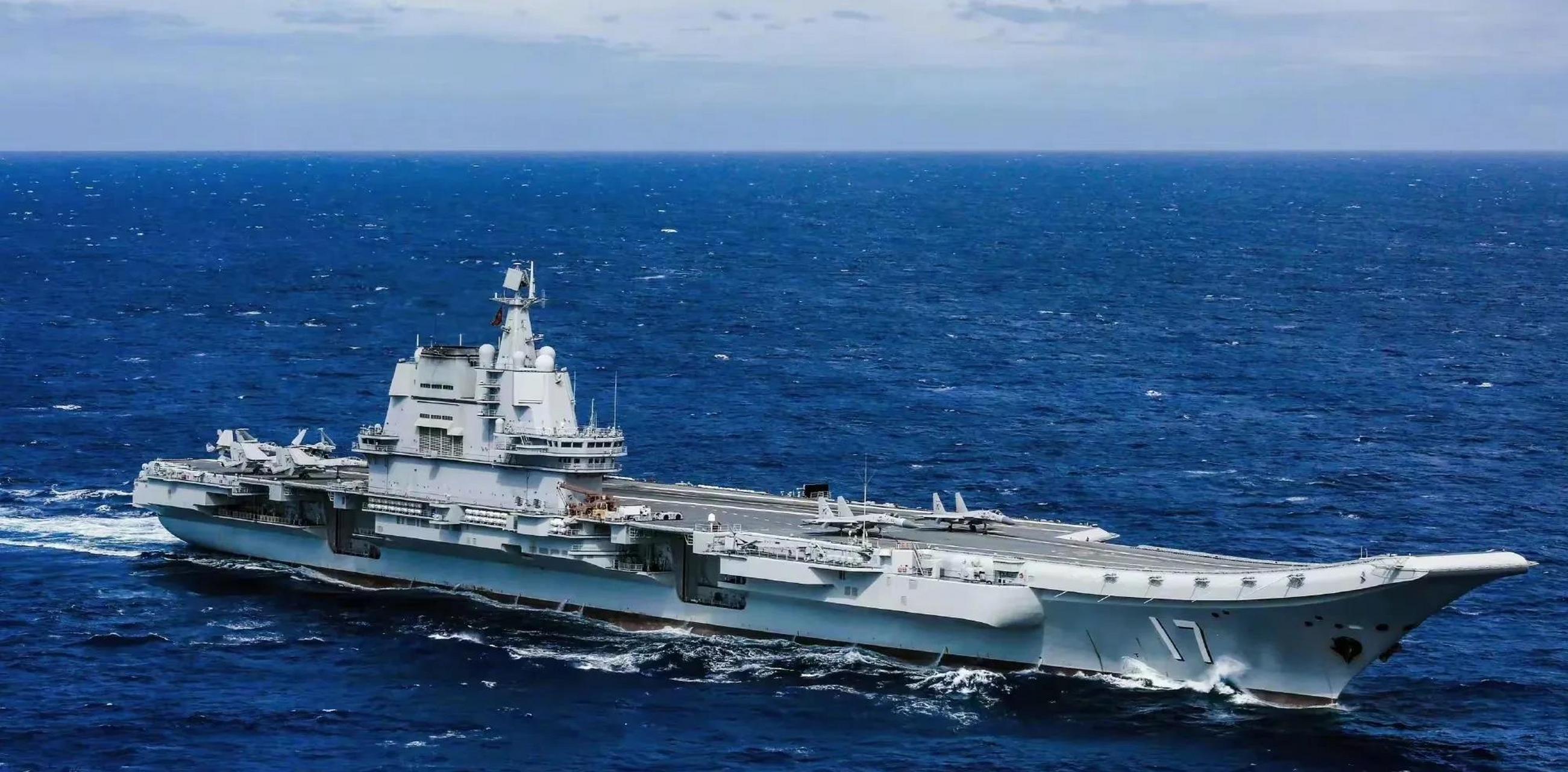 台防务部门证实中国海军山东舰航母战斗群今天通过巴士海峡进入台岛以